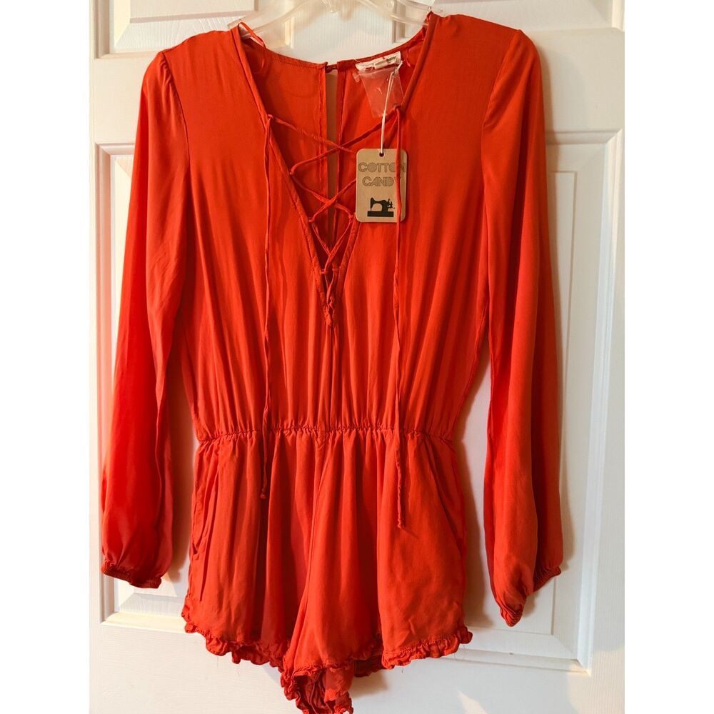 198.  Women's Coral Red Long Sleeve Lace-Up Romper Size Small Boho  NWT